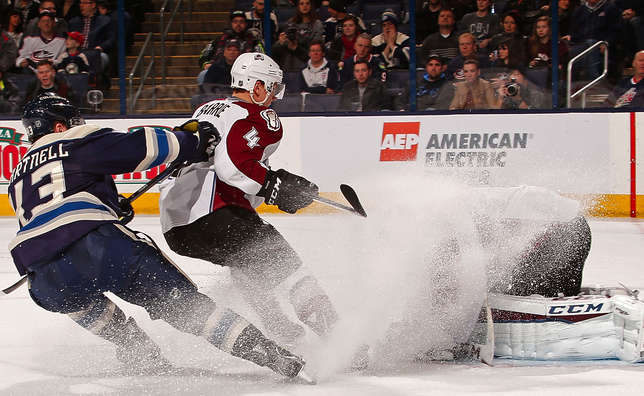 Tortorella breaks ribs, will not coach Jackets on Saturday