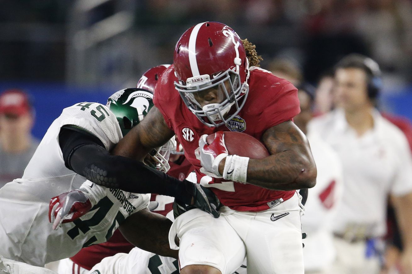 Clemson's 305 pound defensive lineman catches fake punt against Oklahoma Sooners