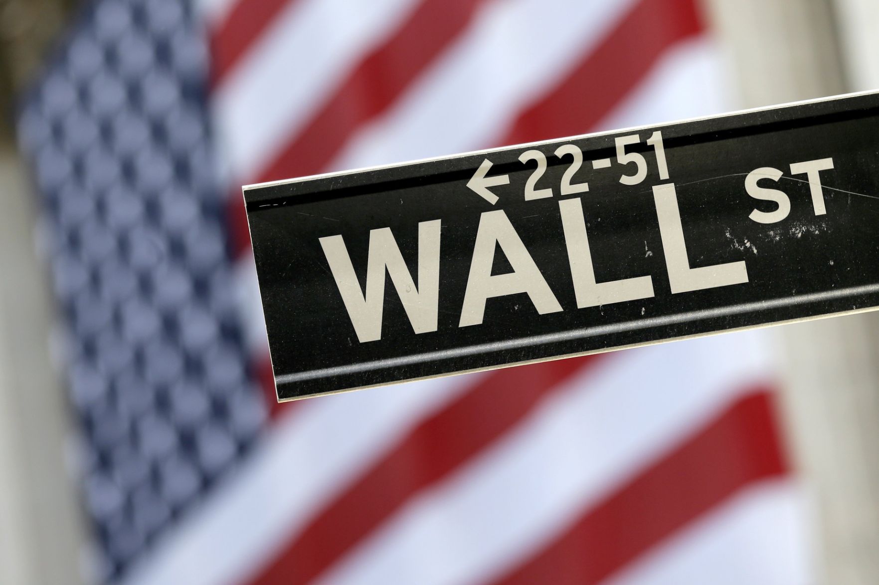 US Stocks Dive on Fresh Evidence of China Economic Slowdown
