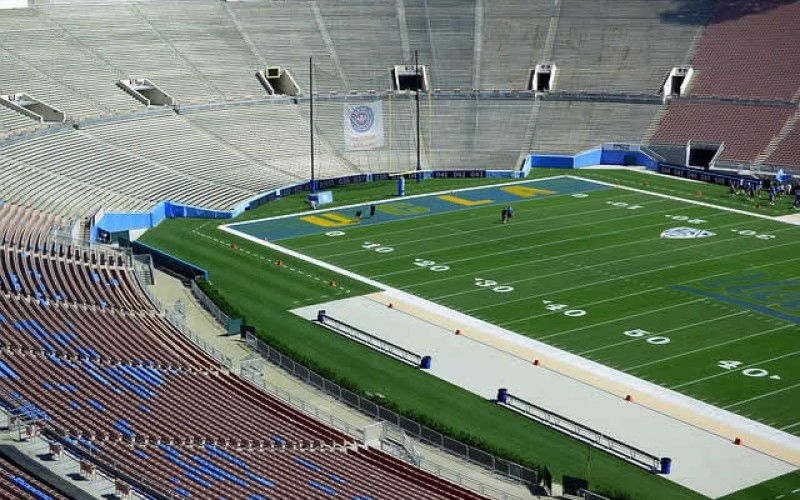 Ratings plunge for New Year's Eve College Football Playoff